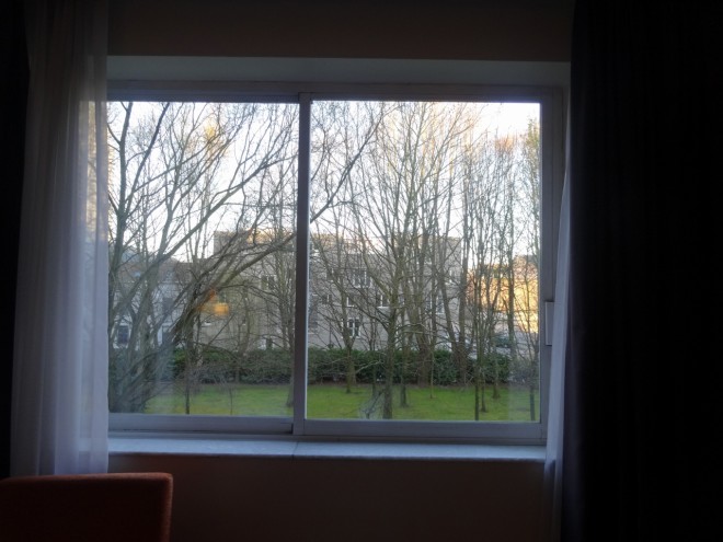 10-８ベルギー　ホテルの窓からの風景